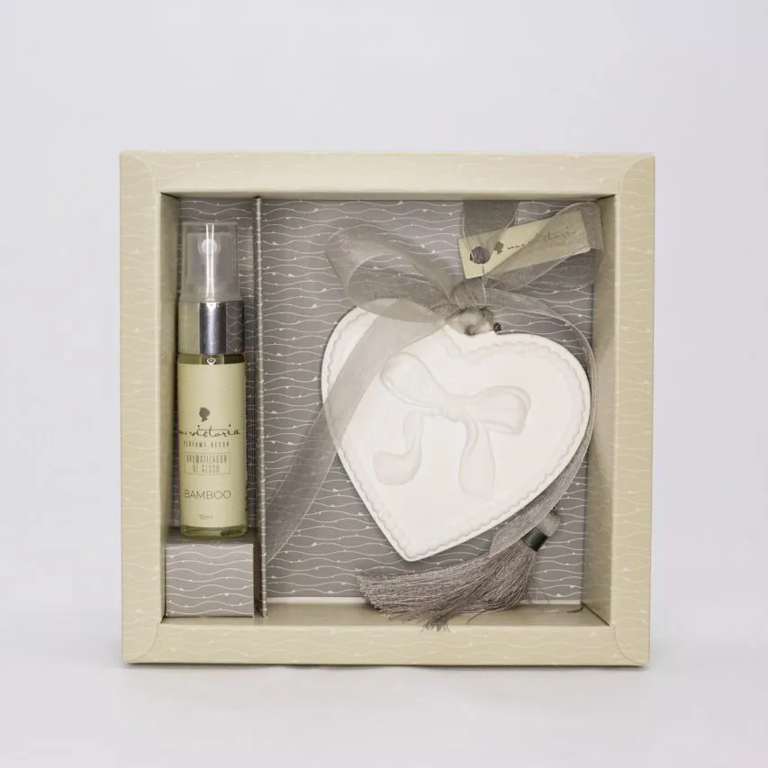 GESSO PERFUMADO P CORACAO COM LACO - BAMBOO